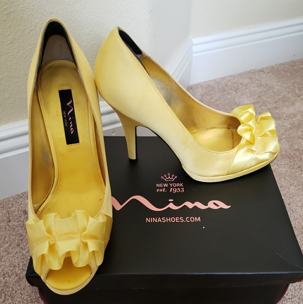 Yellow Nina Shoes - Size 9